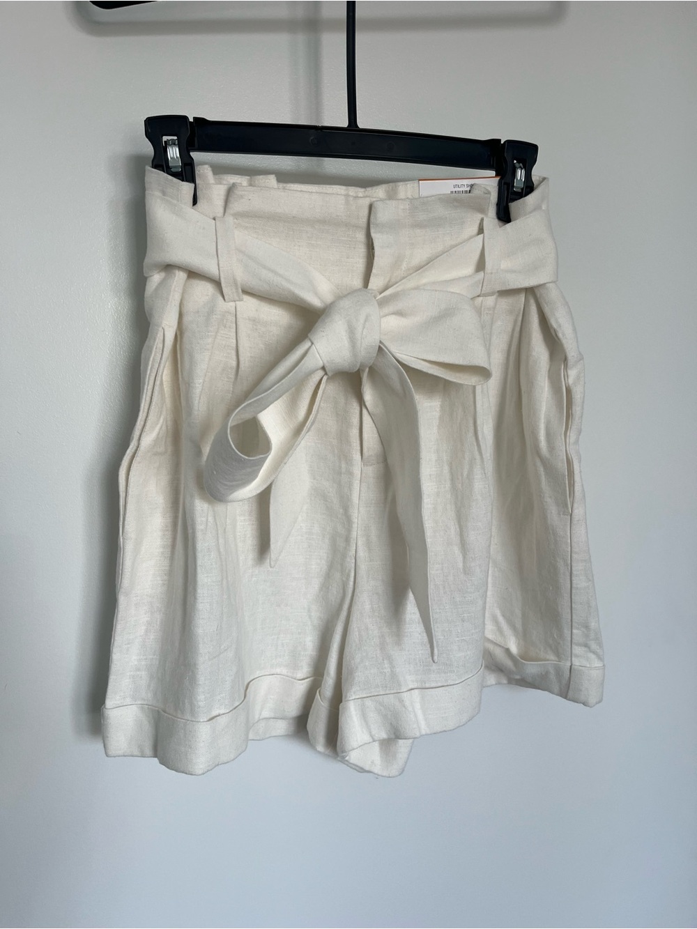 High-Waist Tie-Belt Women's Shorts in Cream